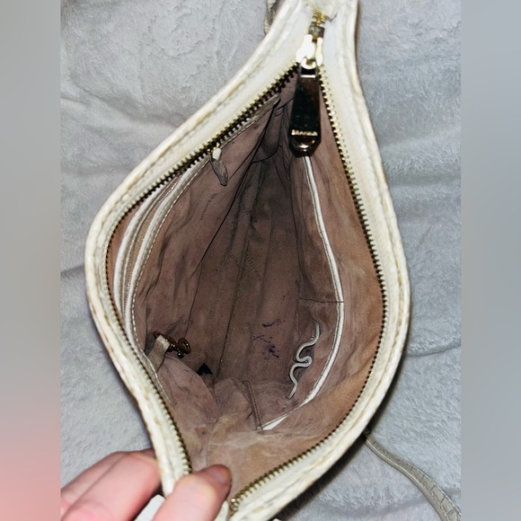 BRAHMIN Ivory Bone Crocodile Crossbody Bag - Picture 8 of 15